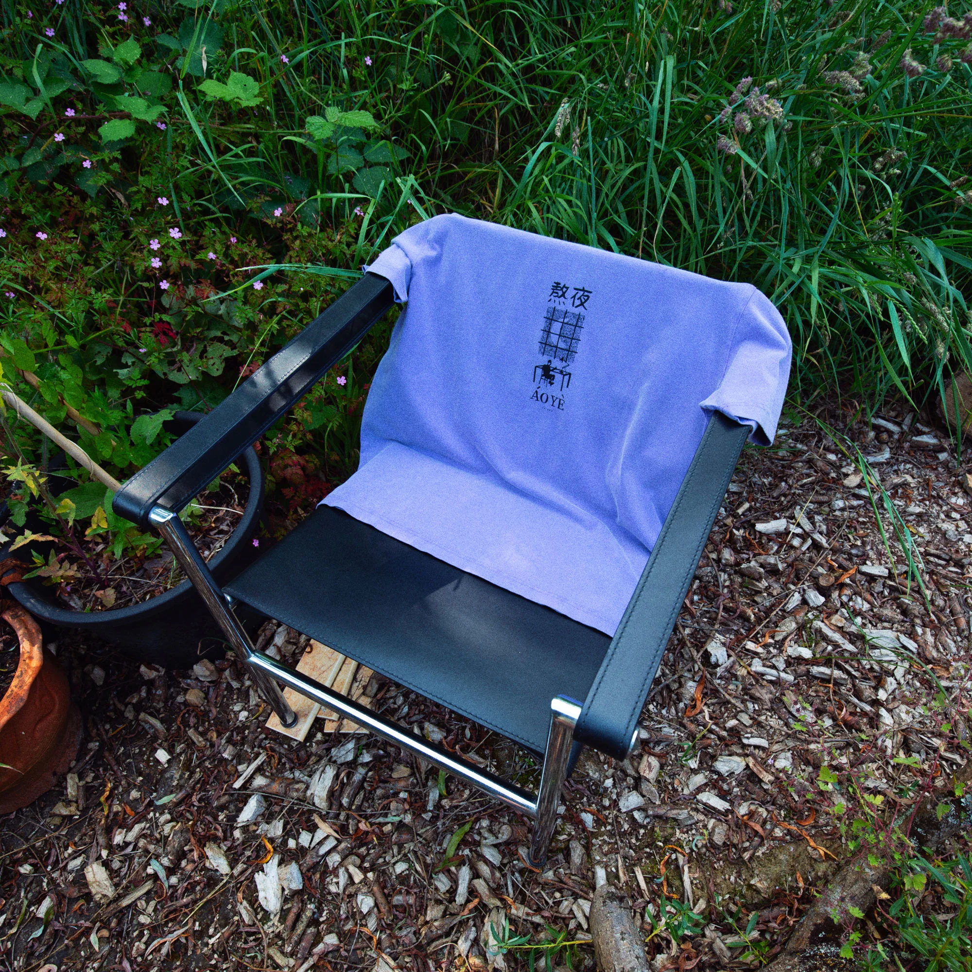 Áo Yè T-shirt (Purple Haze) - Image 4